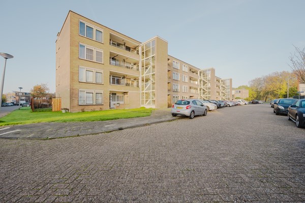 Medium property photo - Rembrandtstraat 127A, 3202 EN Spijkenisse